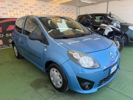 RENAULT TWINGO YAHOO 1.2 BENZINA 75CV 55KW ANNO: 01/2011